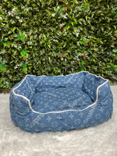 Cargar imagen en el visor de la galería, Denim Luxe bed
