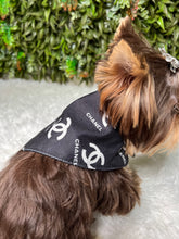 Cargar imagen en el visor de la galería, CC Pet Bandana
